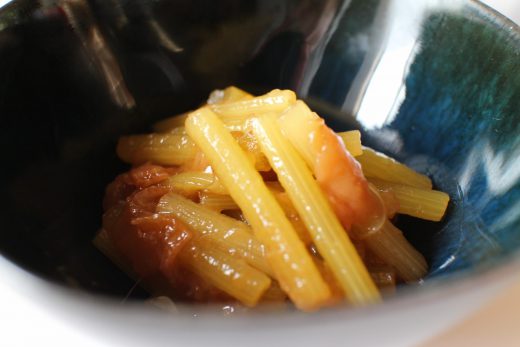 フキの梅煮　ケチャップ